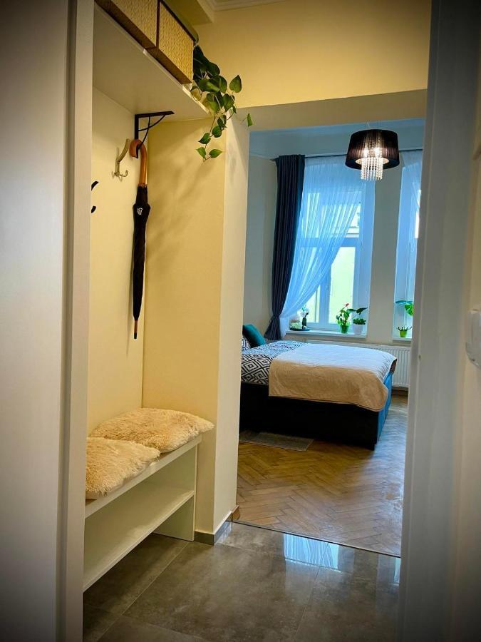 Apartment Villa Frank 마리안스케 라즈네 외부 사진