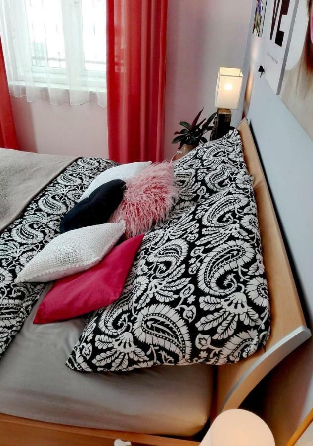 Apartment Villa Frank 마리안스케 라즈네 외부 사진