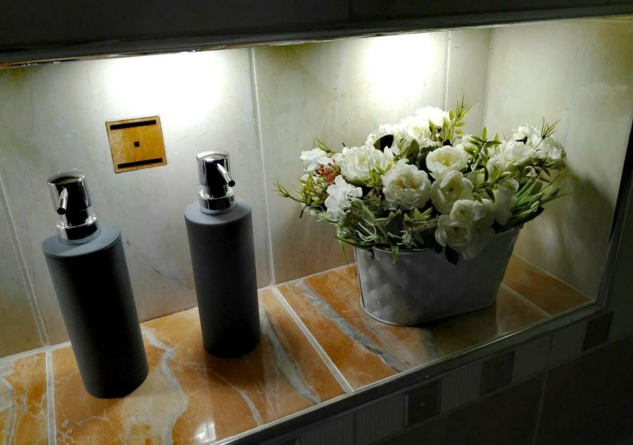 Apartment Villa Frank 마리안스케 라즈네 외부 사진